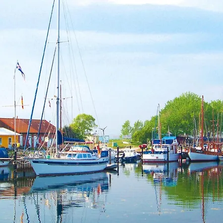 Auf Fehmarn In Orther Reede Orth
